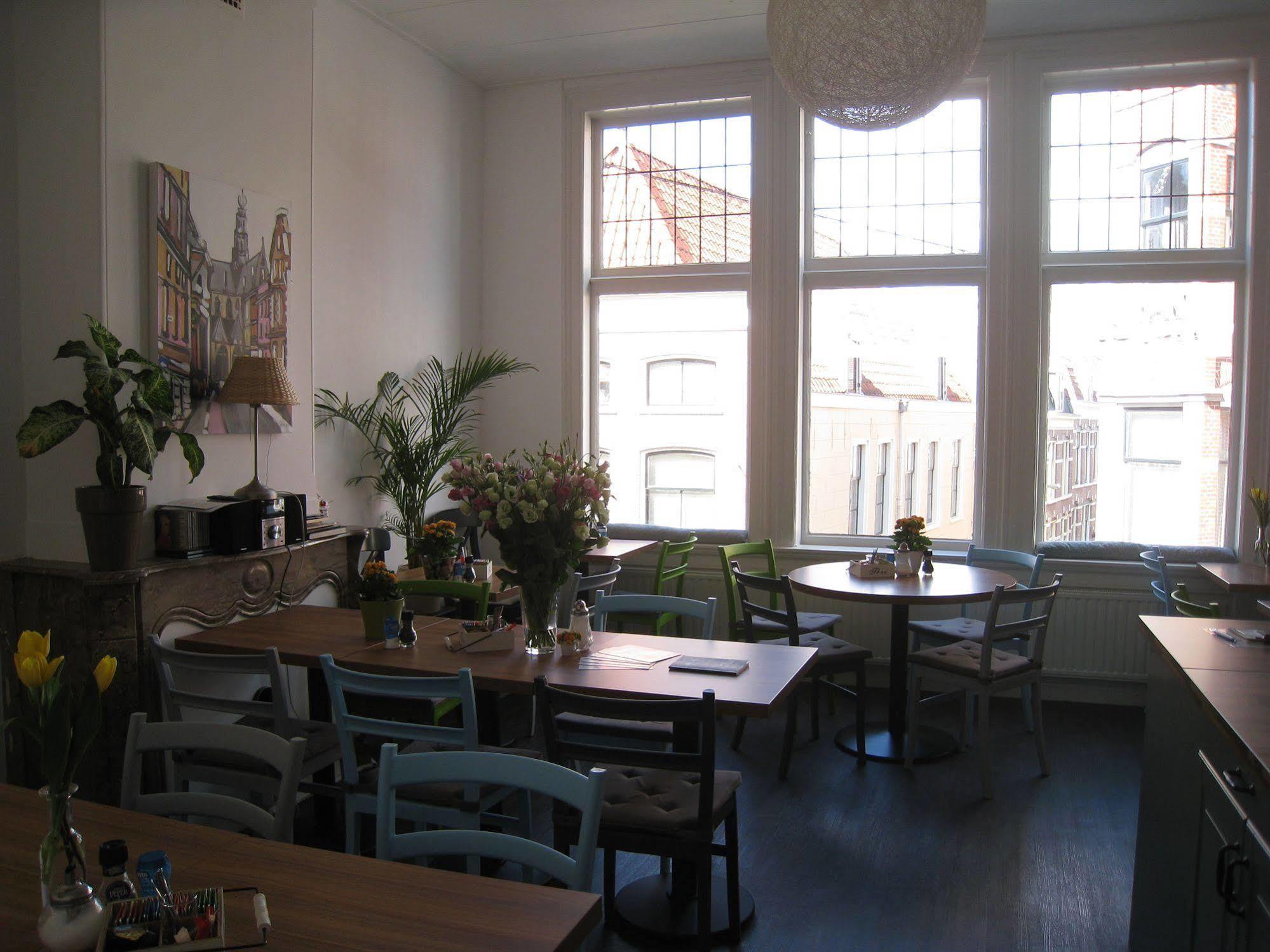 Bed & Breakfast Hotel Malts Хаарлем Екстериор снимка