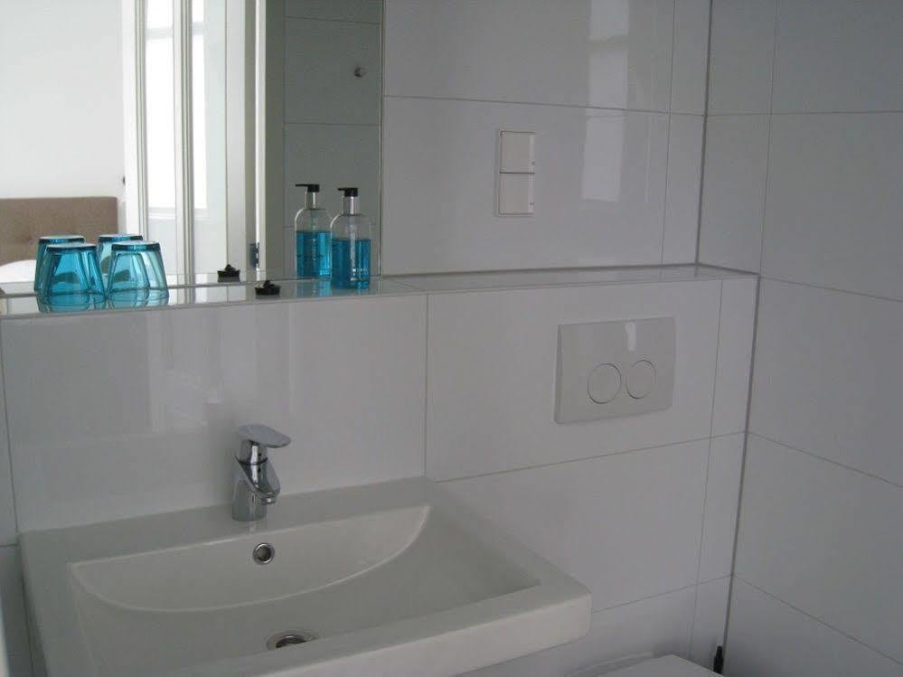 Bed & Breakfast Hotel Malts Хаарлем Екстериор снимка