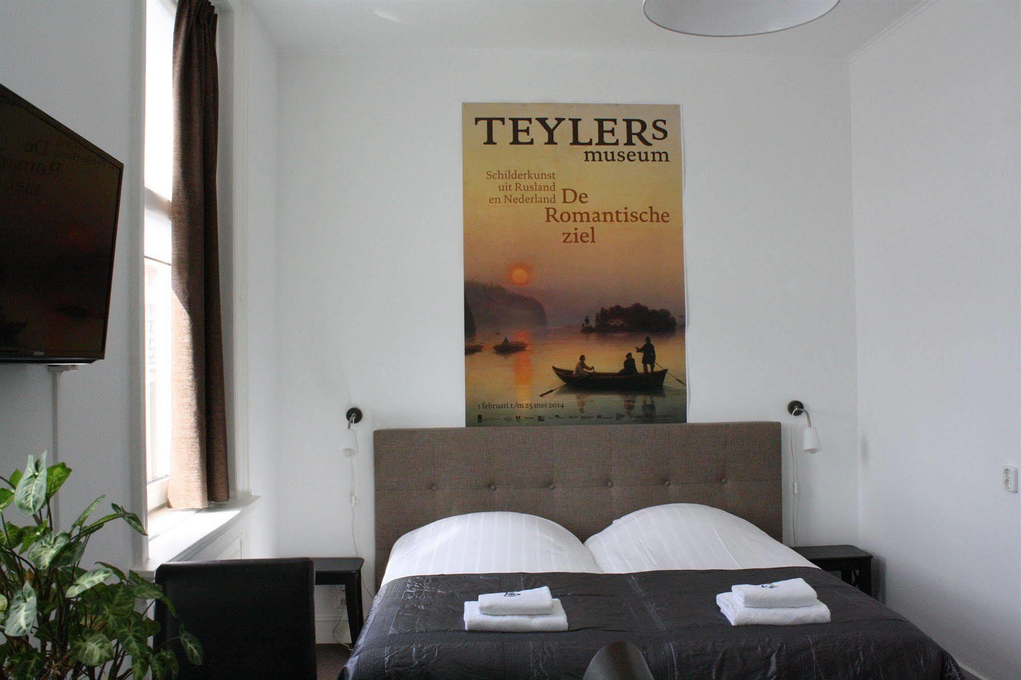 Bed & Breakfast Hotel Malts Хаарлем Екстериор снимка